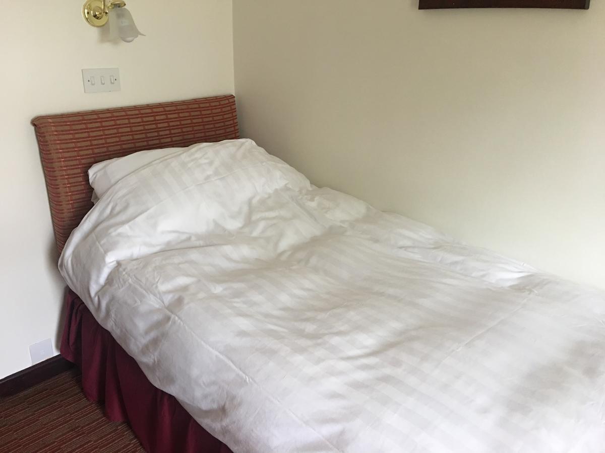Winston Manor Guesthouse Rooms Churchill  Bagian luar foto