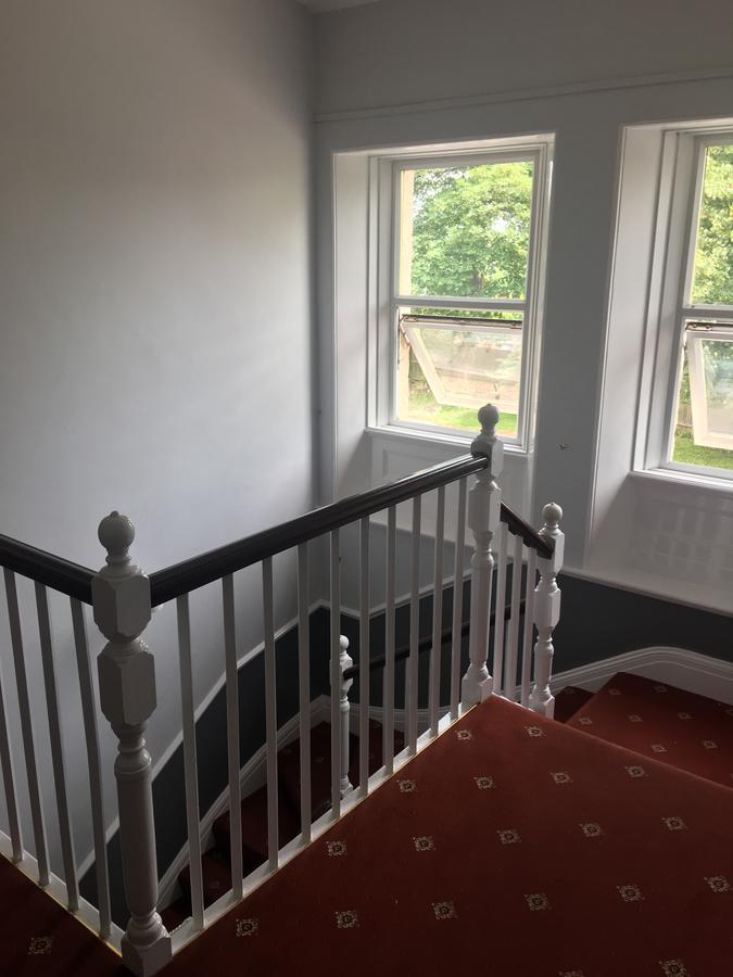 Winston Manor Guesthouse Rooms Churchill  Bagian luar foto