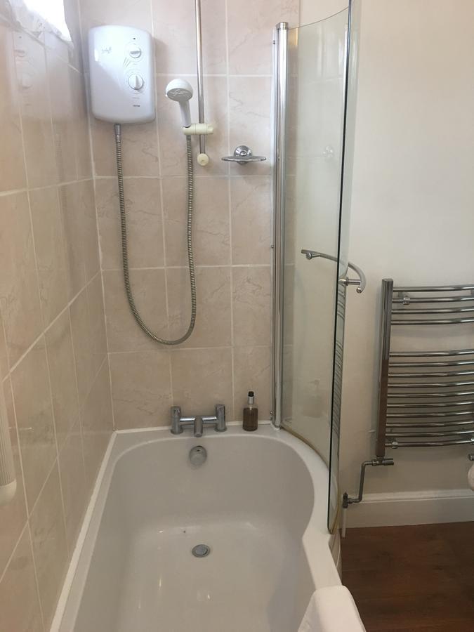 Winston Manor Guesthouse Rooms Churchill  Bagian luar foto